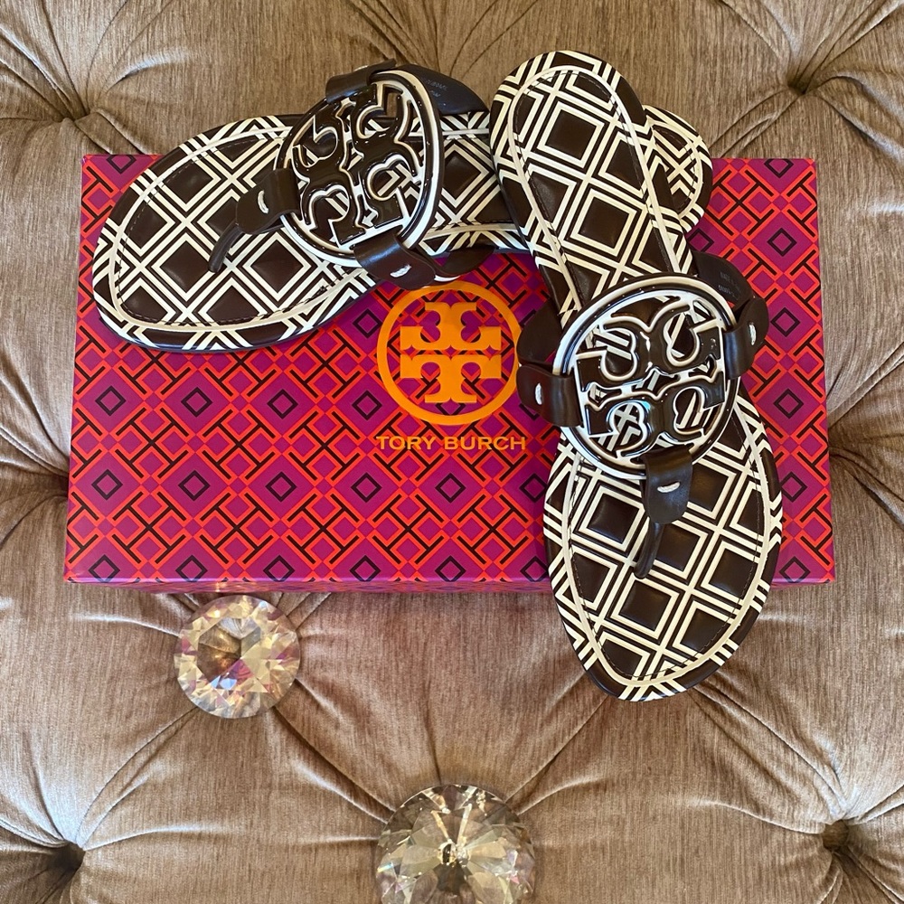 Tory Burch New Ivory & Coffee Metal Miller Leather Sandal - 7.5